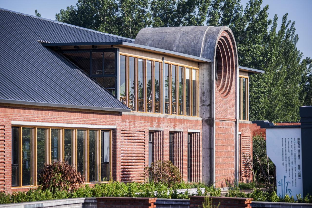 BIM建筑|李桂芬乡村综合体 / 山东省城乡规划设计研究院有限公司建筑创作中心 BIM建筑|李桂芬乡村综合体 / 山东省城乡规划设计研究院有限公司建筑创作中心