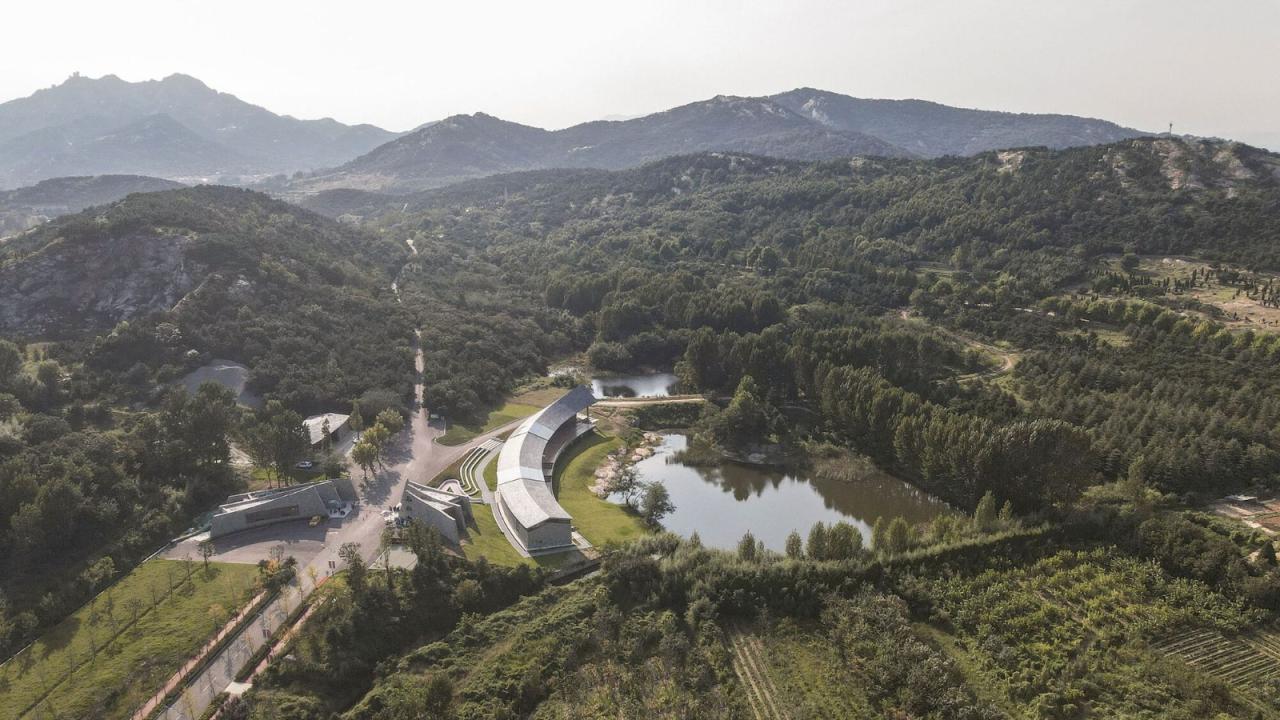 BIM建筑|驻龙山游客中心 / Aurelien Chen BIM建筑|驻龙山游客中心 / Aurelien Chen
