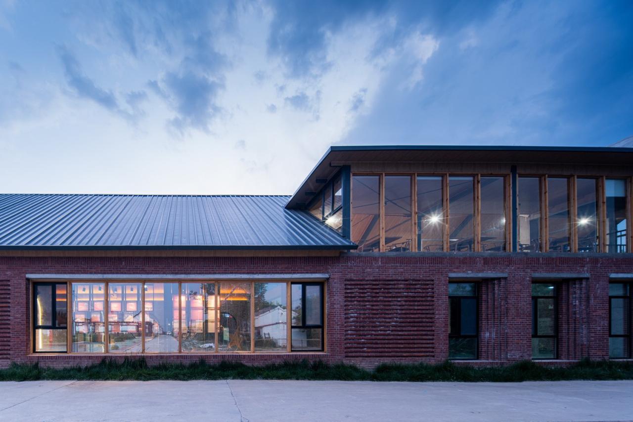 BIM建筑|李桂芬乡村综合体 / 山东省城乡规划设计研究院有限公司建筑创作中心 BIM建筑|李桂芬乡村综合体 / 山东省城乡规划设计研究院有限公司建筑创作中心