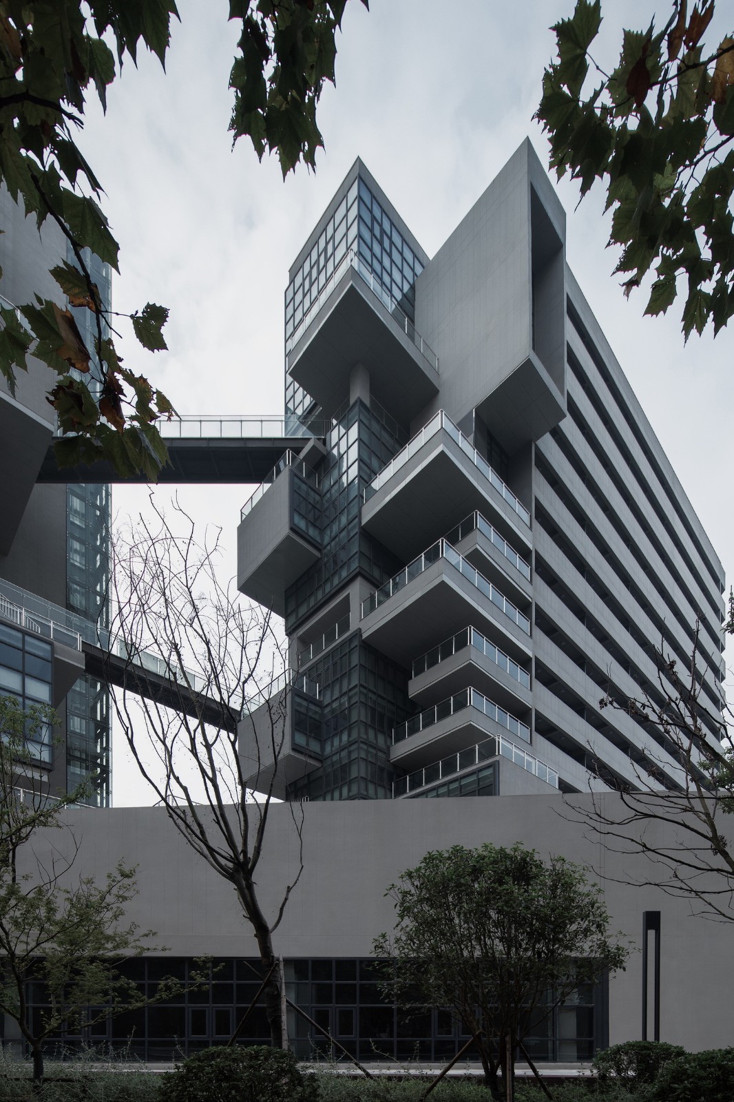 BIM建筑|南京未来科技城人才公寓 / 中锐华东荣朝晖工作室 BIM建筑|南京未来科技城人才公寓 / 中锐华东荣朝晖工作室