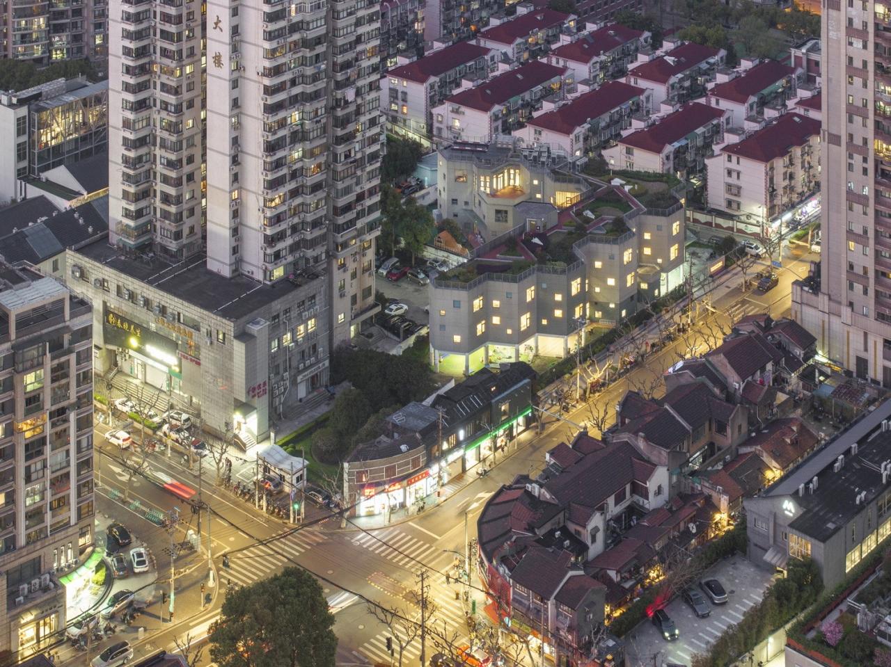 BIM建筑|静安余姚路幼儿园分部 / 刘宇扬建筑事务所 BIM建筑|静安余姚路幼儿园分部 / 刘宇扬建筑事务所