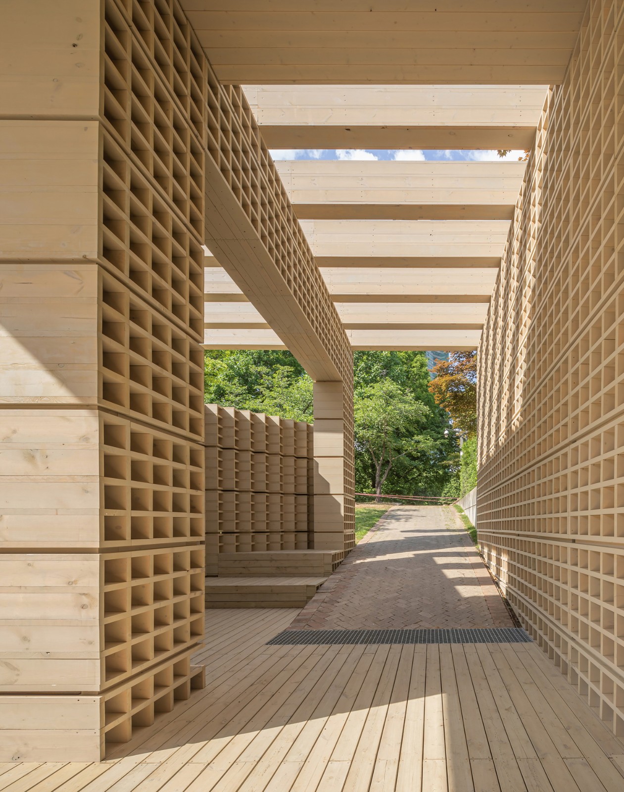 BIM建筑|生态矩阵,呼吸网亭 / Soltozibin Architects BIM建筑|生态矩阵,呼吸网亭 / Soltozibin Architects