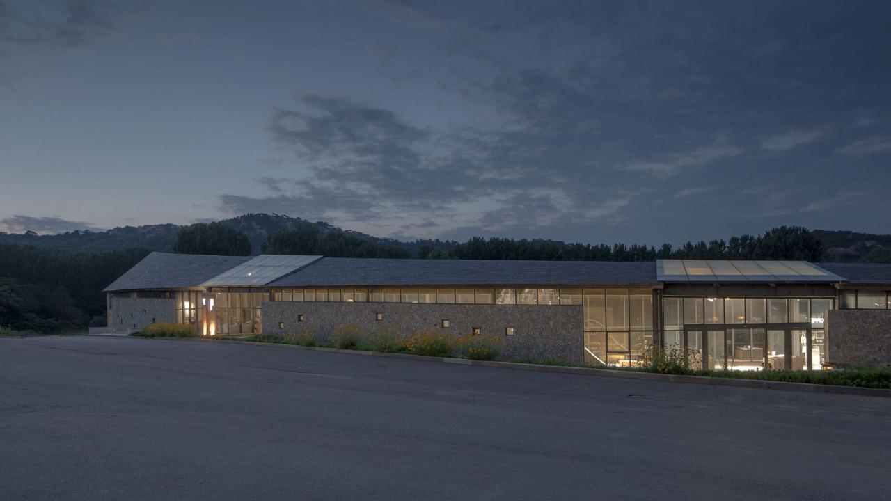 BIM建筑|驻龙山游客中心 / Aurelien Chen BIM建筑|驻龙山游客中心 / Aurelien Chen