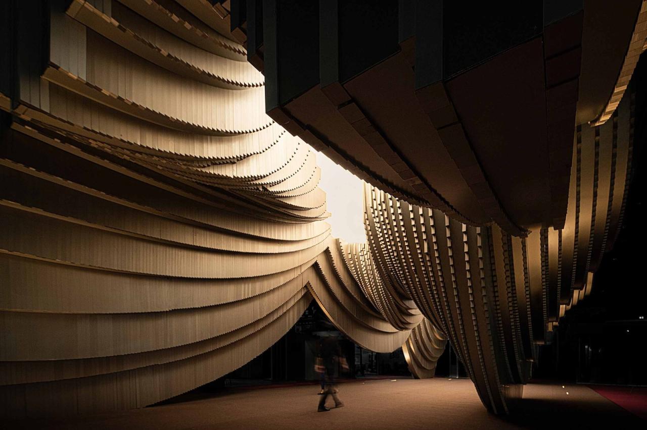 BIM建筑|泰国铝石窟场 / HAS design and research BIM建筑|泰国铝石窟场 / HAS design and research