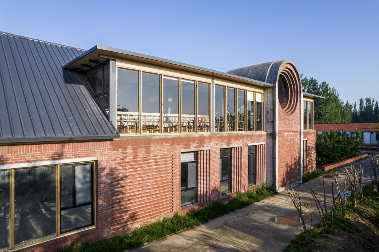 BIM建筑|李桂芬乡村综合体 / 山东省城乡规划设计研究院有限公司建筑创作中心 BIM建筑|李桂芬乡村综合体 / 山东省城乡规划设计研究院有限公司建筑创作中心