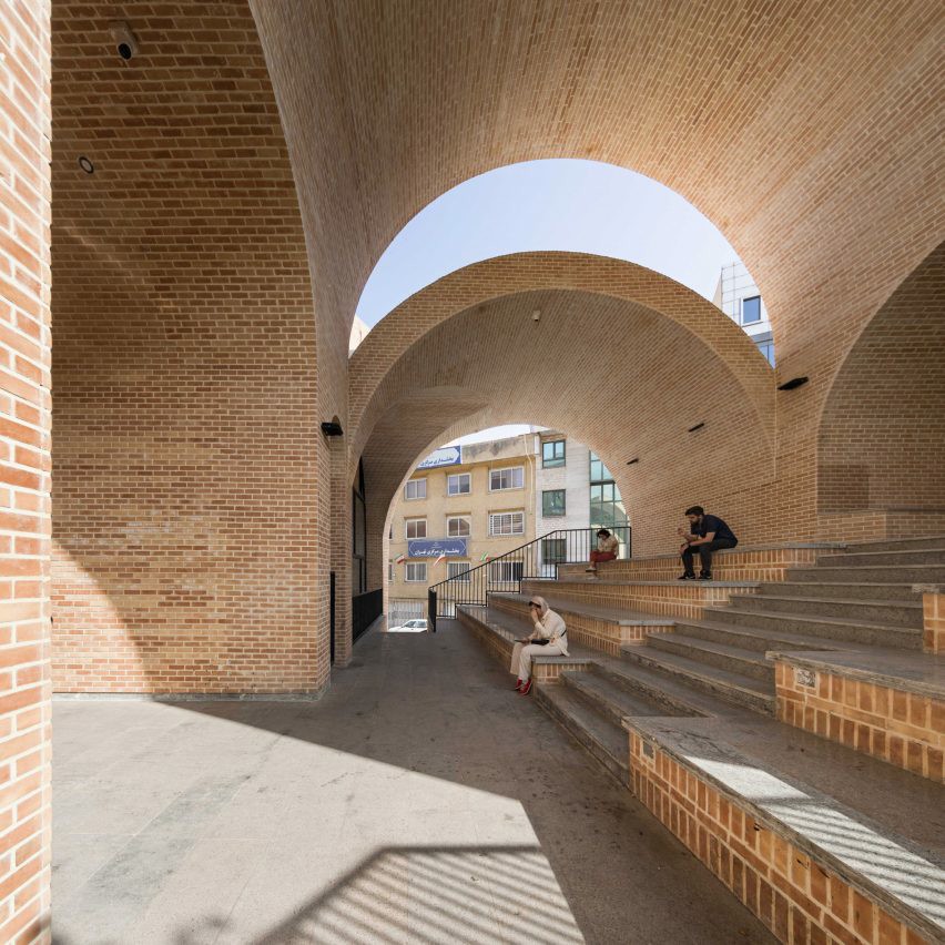 BIM建筑|KA工作室为德黑兰地铁站设计砖拱顶 BIM建筑|KA工作室为德黑兰地铁站设计砖拱顶