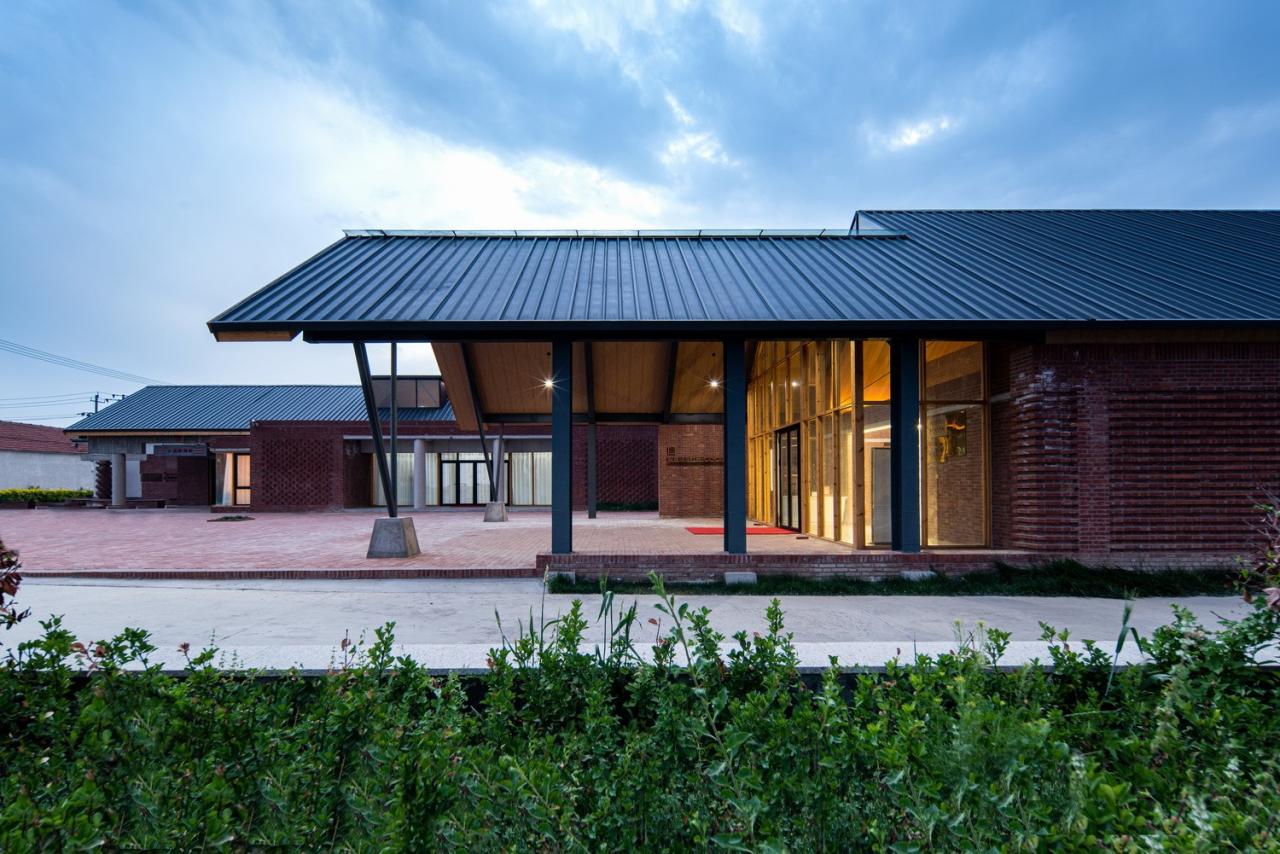 BIM建筑|李桂芬乡村综合体 / 山东省城乡规划设计研究院有限公司建筑创作中心 BIM建筑|李桂芬乡村综合体 / 山东省城乡规划设计研究院有限公司建筑创作中心