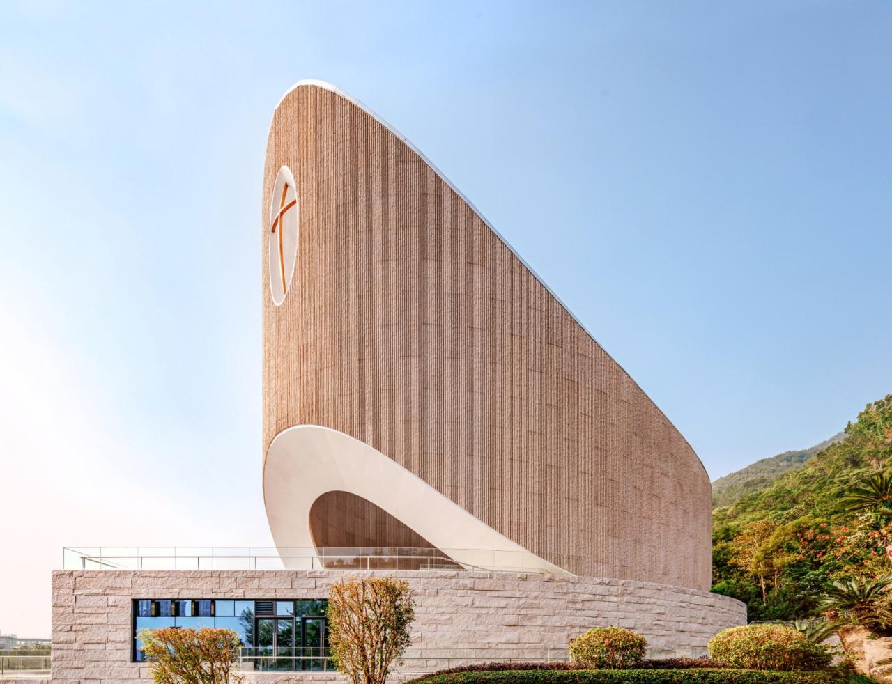BIM建筑|巨龙山教堂 / INUCE • Dirk U. Moench BIM建筑|巨龙山教堂 / INUCE • Dirk U. Moench