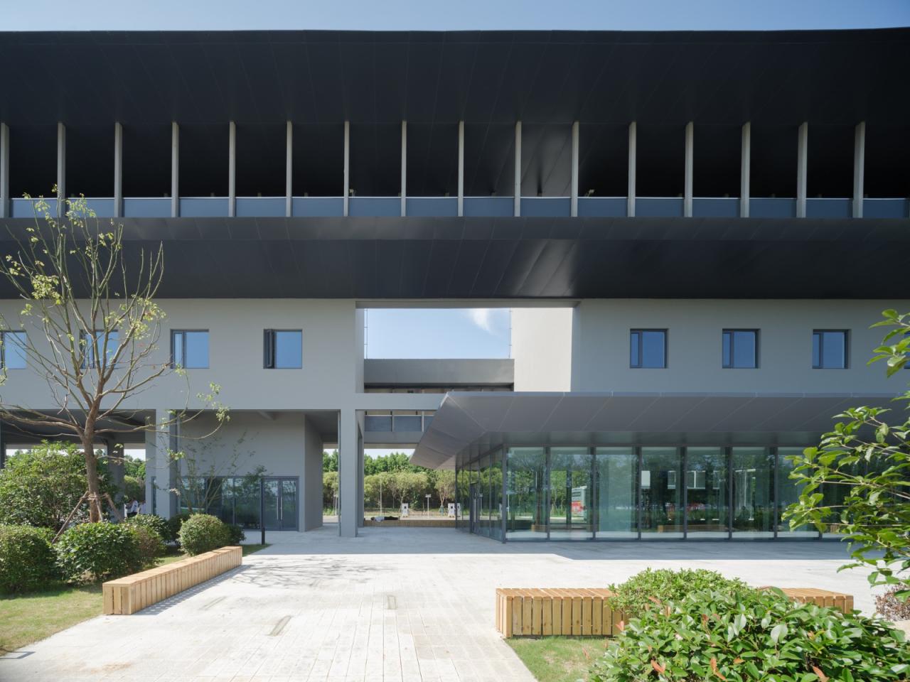 BIM建筑|昆山杜克大学公交首末站 / 阿科米星建筑设计事务所 BIM建筑|昆山杜克大学公交首末站 / 阿科米星建筑设计事务所