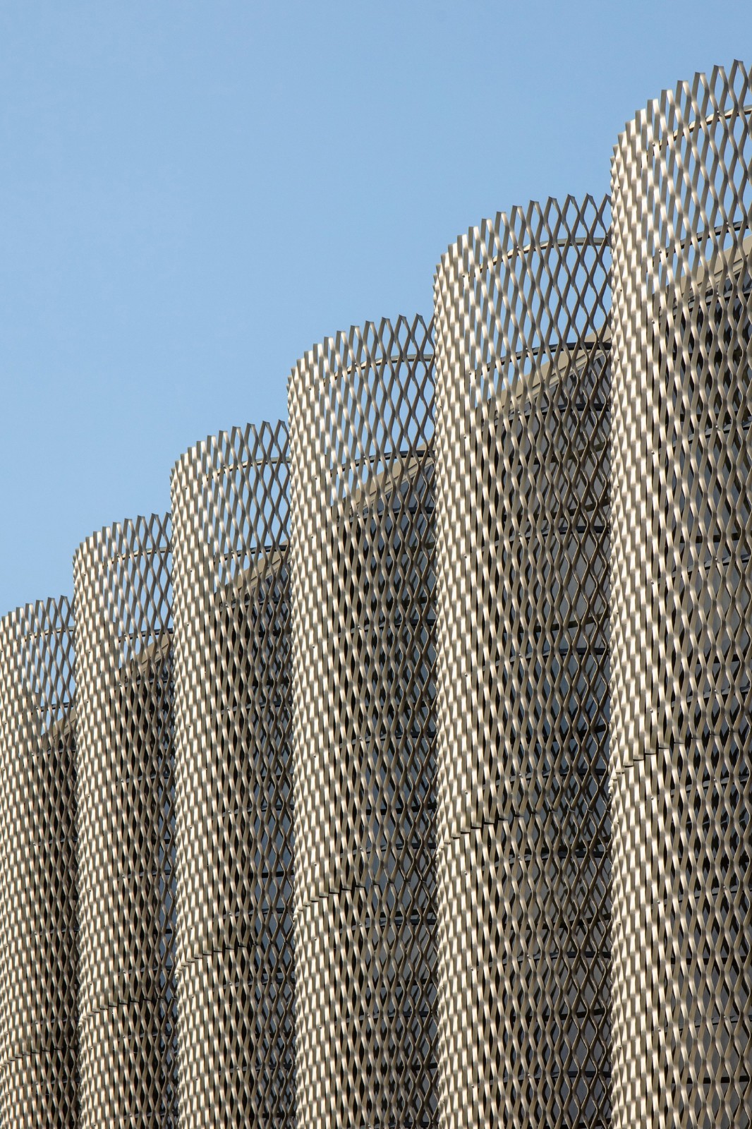 BIM建筑|芝加哥公园区总部和体育馆 / John Ronan Architects BIM建筑|芝加哥公园区总部和体育馆 / John Ronan Architects