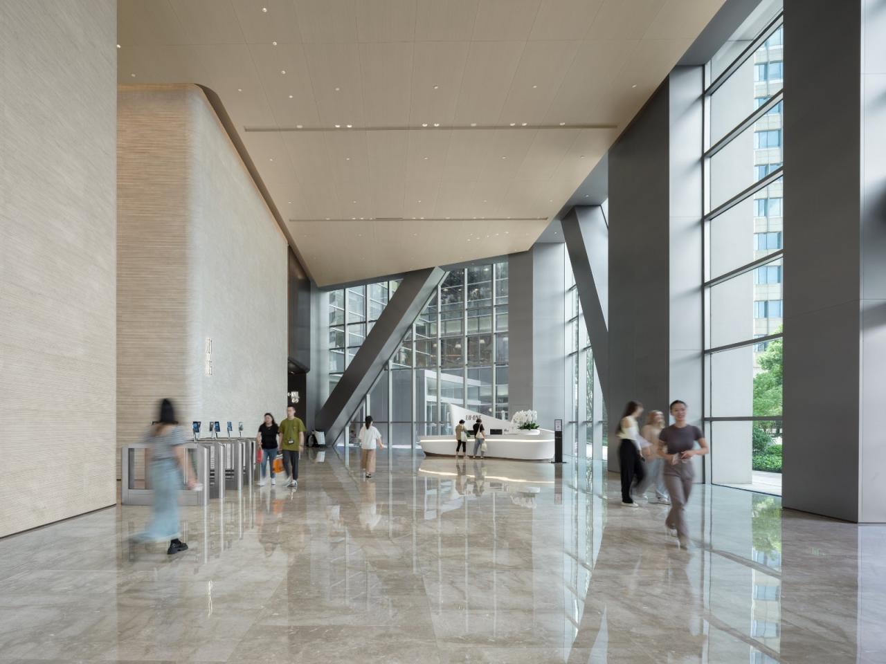 BIM建筑|在上海市中心营造“垂直城市绿洲”:LuOne凯德晶萃广场 / 萨夫迪建筑事务所 BIM建筑|在上海市中心营造“垂直城市绿洲”:LuOne凯德晶萃广场 / 萨夫迪建筑事务所