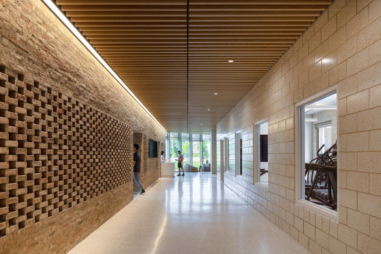 BIM建筑|芝加哥公园区总部和体育馆 / John Ronan Architects BIM建筑|芝加哥公园区总部和体育馆 / John Ronan Architects