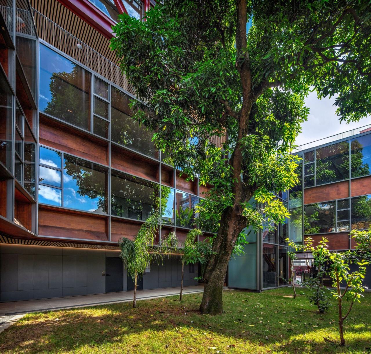 BIM建筑|鲁道夫斯坦纳大学 / Biselli Katchborian Arquitetos BIM建筑|鲁道夫斯坦纳大学 / Biselli Katchborian Arquitetos