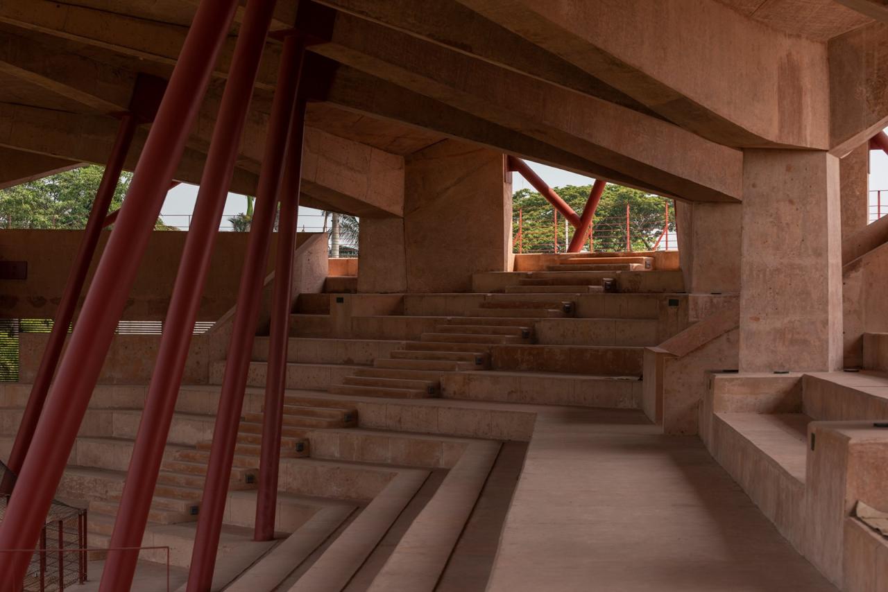 BIM建筑|Manuel Vargas Iziquierdo 棒球场与体育中心 / Bernardo Quinzaños + CCA Centro de Colaboración Arquitectónica BIM建筑|Manuel Vargas Iziquierdo 棒球场与体育中心 / Bernardo Quinzaños + CCA Centro de Colaboración Arquitectónica