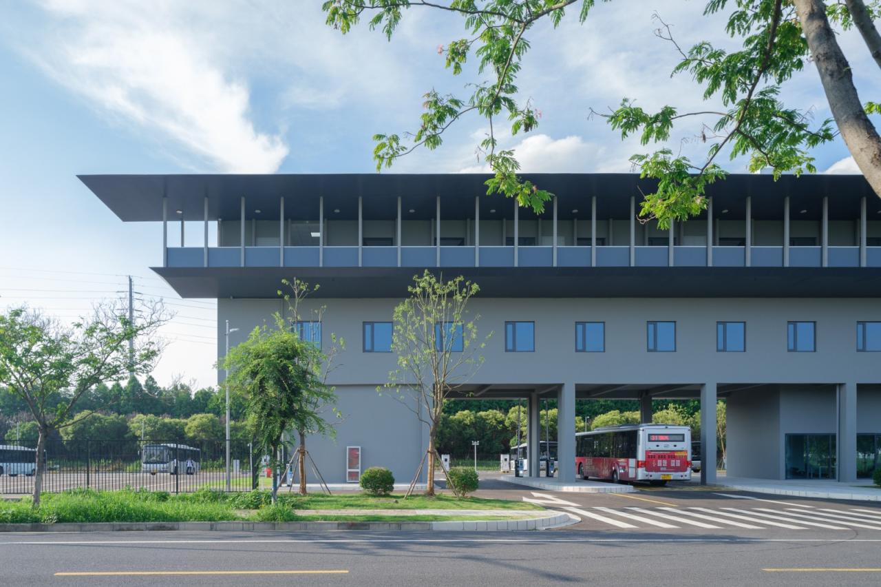 BIM建筑|昆山杜克大学公交首末站 / 阿科米星建筑设计事务所 BIM建筑|昆山杜克大学公交首末站 / 阿科米星建筑设计事务所
