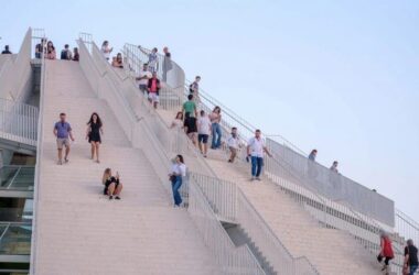 BIM建筑|地拉那“金字塔”重新开放-BIM建筑网