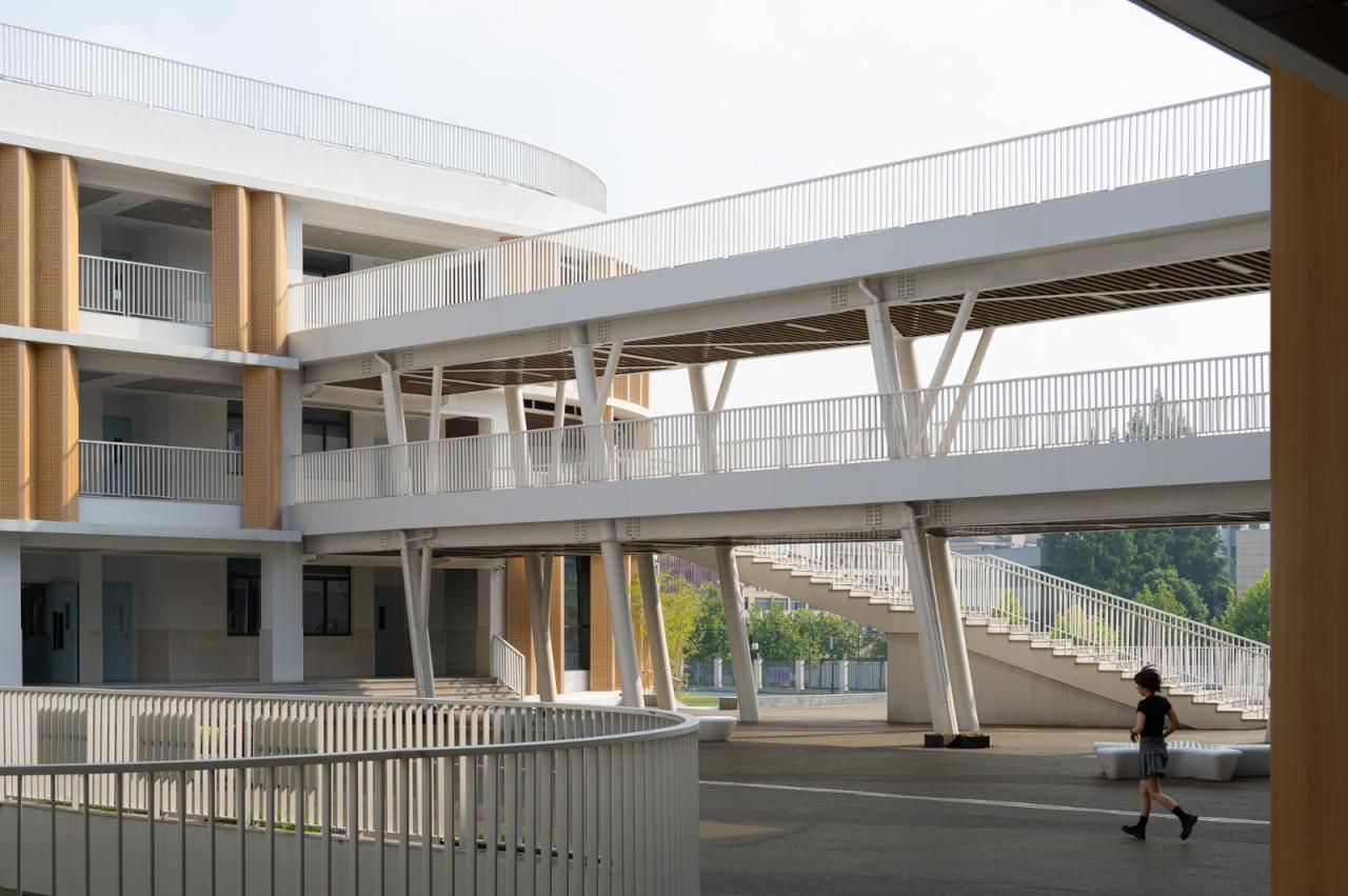 BIM建筑|成长阶梯,无界校园:杭州市上塘单元小学 / 浙江大学建筑设计研究院 BIM建筑|成长阶梯,无界校园:杭州市上塘单元小学 / 浙江大学建筑设计研究院