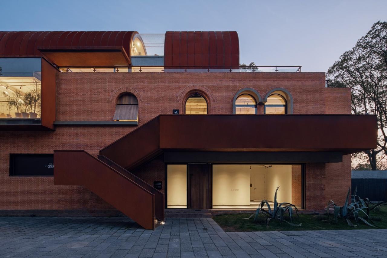 BIM建筑|53° ·EKA天物,上海 / 本哲建筑 BIM建筑|53° ·EKA天物,上海 / 本哲建筑