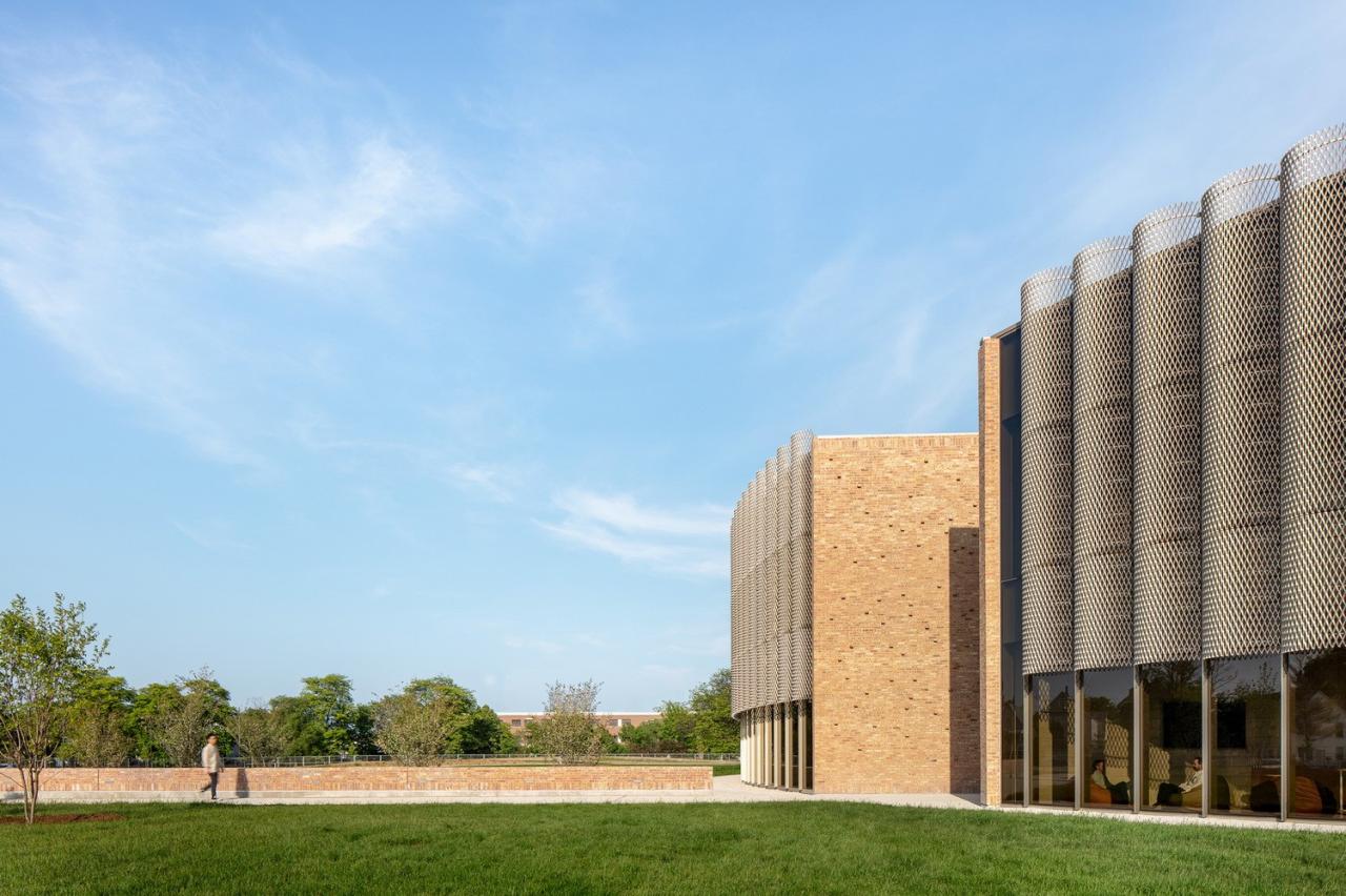 BIM建筑|芝加哥公园区总部和体育馆 / John Ronan Architects BIM建筑|芝加哥公园区总部和体育馆 / John Ronan Architects