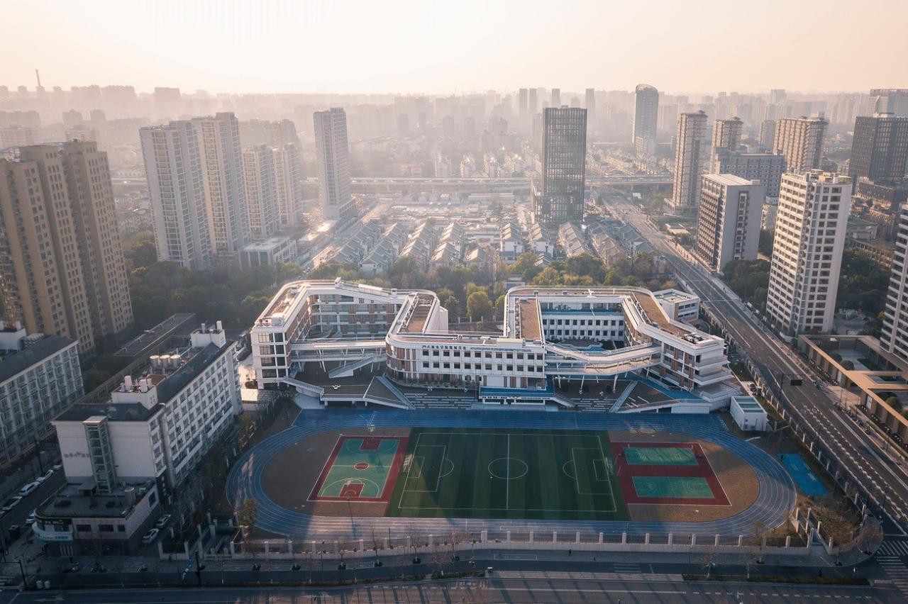 BIM建筑|成长阶梯,无界校园:杭州市上塘单元小学 / 浙江大学建筑设计研究院 BIM建筑|成长阶梯,无界校园:杭州市上塘单元小学 / 浙江大学建筑设计研究院
