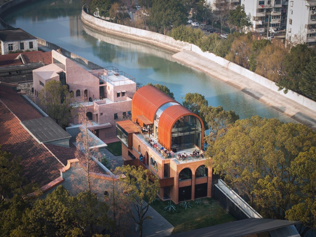 BIM建筑|53° ·EKA天物,上海 / 本哲建筑 BIM建筑|53° ·EKA天物,上海 / 本哲建筑