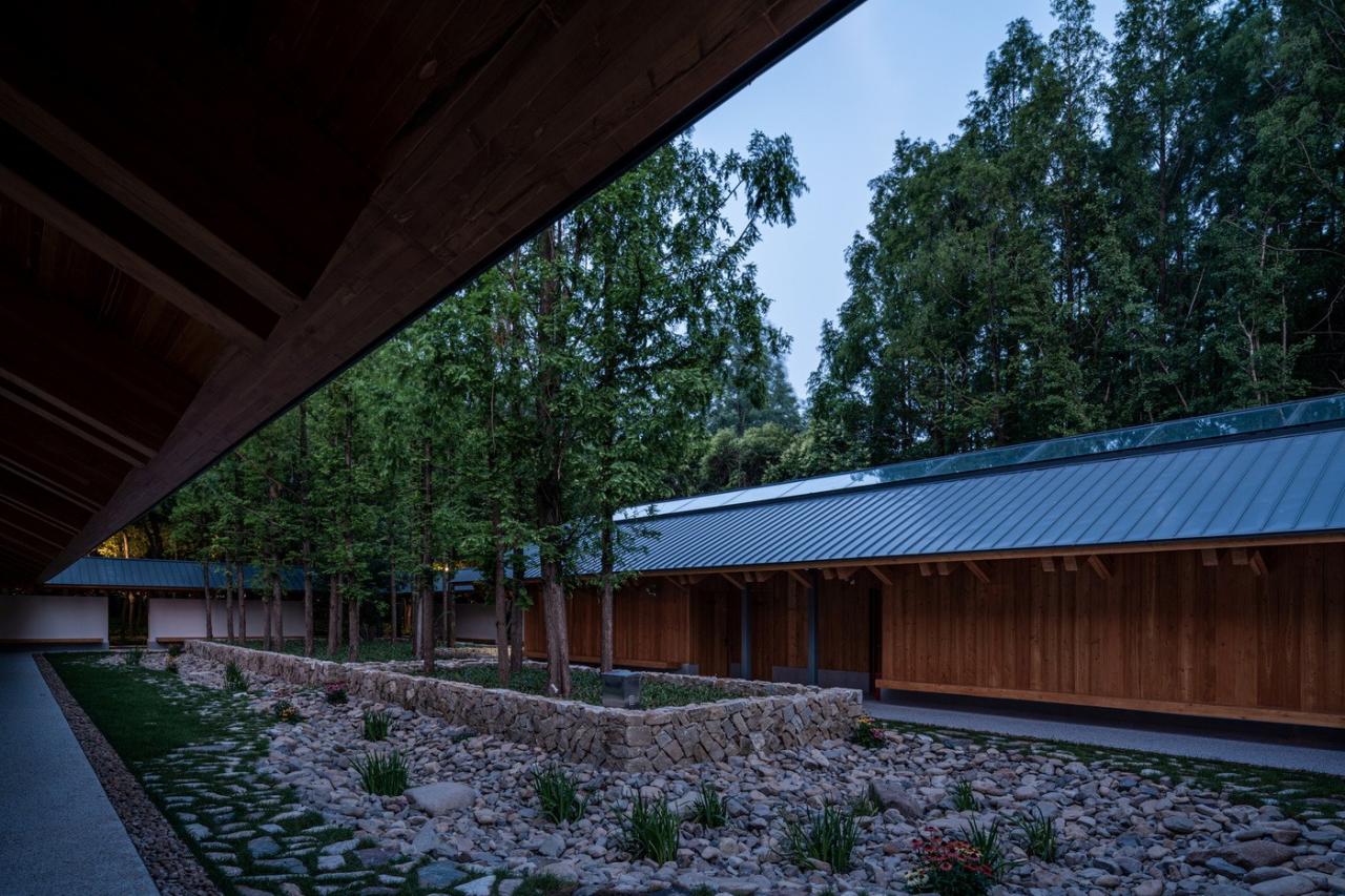 BIM建筑|上海长宁环城生态公园带市民服务驿站 / 致正建筑工作室 + 冶是建筑 BIM建筑|上海长宁环城生态公园带市民服务驿站 / 致正建筑工作室 + 冶是建筑