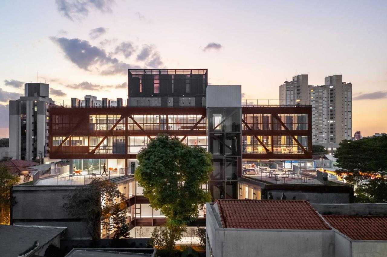 BIM建筑|鲁道夫斯坦纳大学 / Biselli Katchborian Arquitetos BIM建筑|鲁道夫斯坦纳大学 / Biselli Katchborian Arquitetos
