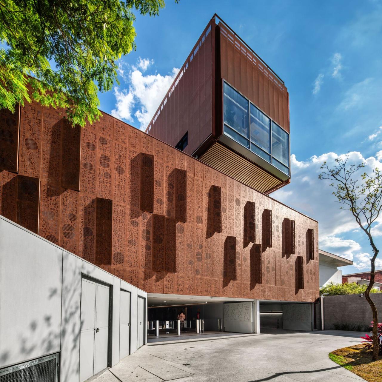 BIM建筑|鲁道夫斯坦纳大学 / Biselli Katchborian Arquitetos BIM建筑|鲁道夫斯坦纳大学 / Biselli Katchborian Arquitetos