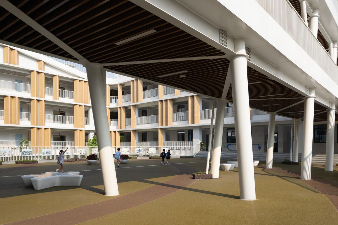 BIM建筑|成长阶梯,无界校园:杭州市上塘单元小学 / 浙江大学建筑设计研究院 BIM建筑|成长阶梯,无界校园:杭州市上塘单元小学 / 浙江大学建筑设计研究院