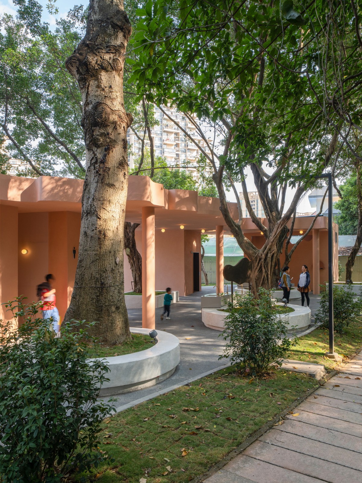 BIM建筑|绯影.驿站:石芽岭公园配套 / Studio 10 BIM建筑|绯影.驿站:石芽岭公园配套 / Studio 10