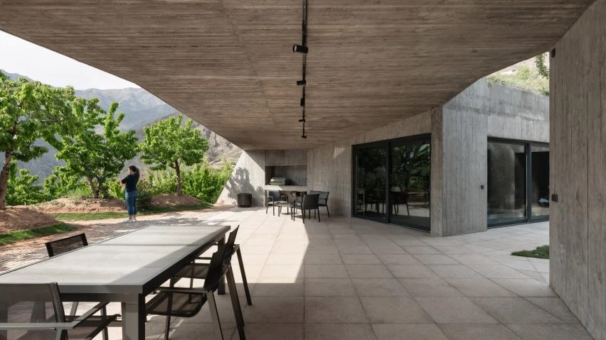 BIM建筑|奥尔古工作室设计地下度假屋 BIM建筑|奥尔古工作室设计地下度假屋