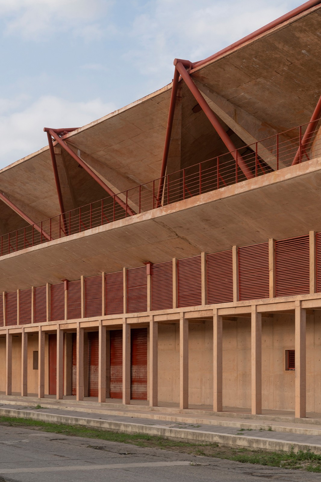 BIM建筑|Manuel Vargas Iziquierdo 棒球场与体育中心 / Bernardo Quinzaños + CCA Centro de Colaboración Arquitectónica BIM建筑|Manuel Vargas Iziquierdo 棒球场与体育中心 / Bernardo Quinzaños + CCA Centro de Colaboración Arquitectónica