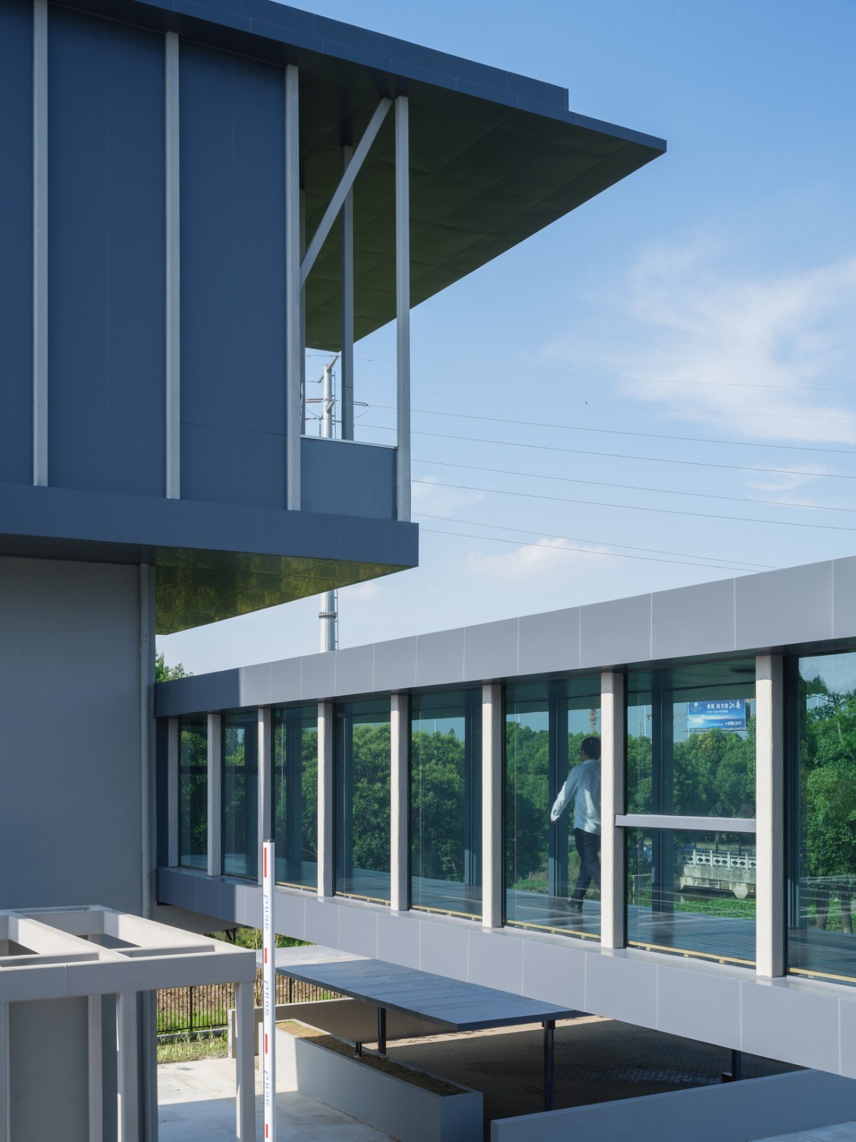 BIM建筑|昆山杜克大学公交首末站 / 阿科米星建筑设计事务所 BIM建筑|昆山杜克大学公交首末站 / 阿科米星建筑设计事务所