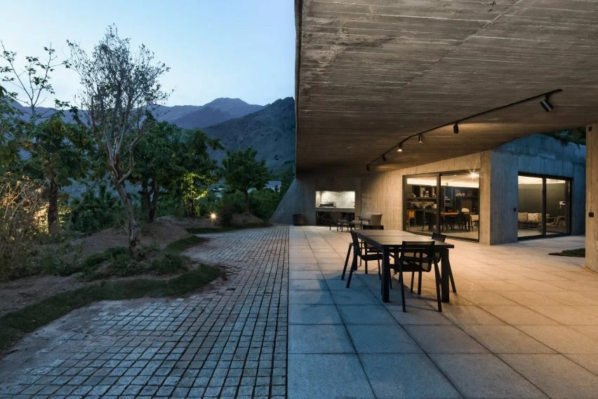 BIM建筑|奥尔古工作室设计地下度假屋 BIM建筑|奥尔古工作室设计地下度假屋