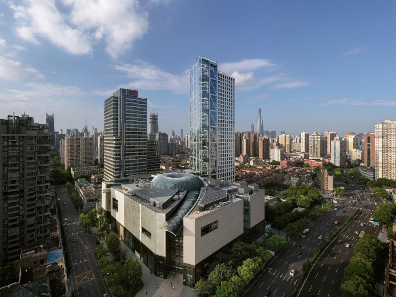BIM建筑|在上海市中心营造“垂直城市绿洲”:LuOne凯德晶萃广场 / 萨夫迪建筑事务所 BIM建筑|在上海市中心营造“垂直城市绿洲”:LuOne凯德晶萃广场 / 萨夫迪建筑事务所
