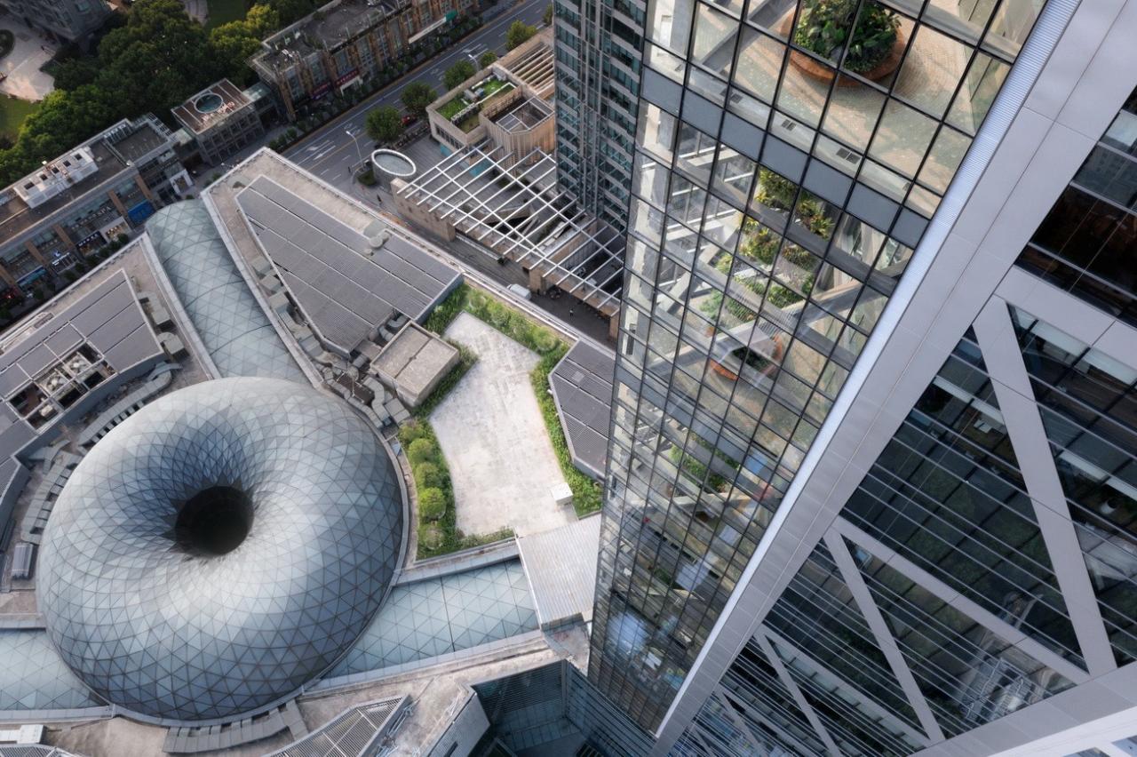 BIM建筑|在上海市中心营造“垂直城市绿洲”:LuOne凯德晶萃广场 / 萨夫迪建筑事务所 BIM建筑|在上海市中心营造“垂直城市绿洲”:LuOne凯德晶萃广场 / 萨夫迪建筑事务所