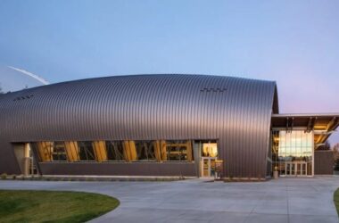 BIM建筑|奥普西建筑工作室为爱达荷州设计木材体育场-BIM建筑网