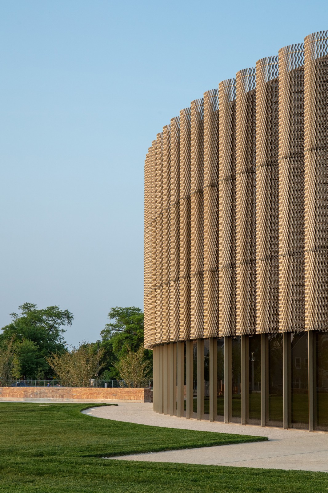 BIM建筑|芝加哥公园区总部和体育馆 / John Ronan Architects BIM建筑|芝加哥公园区总部和体育馆 / John Ronan Architects