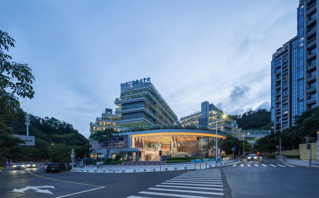 BIM建筑|“上山”校园:深圳福田实验教育集团侨香学校·北校区 / 申都设计 BIM建筑|“上山”校园:深圳福田实验教育集团侨香学校·北校区 / 申都设计