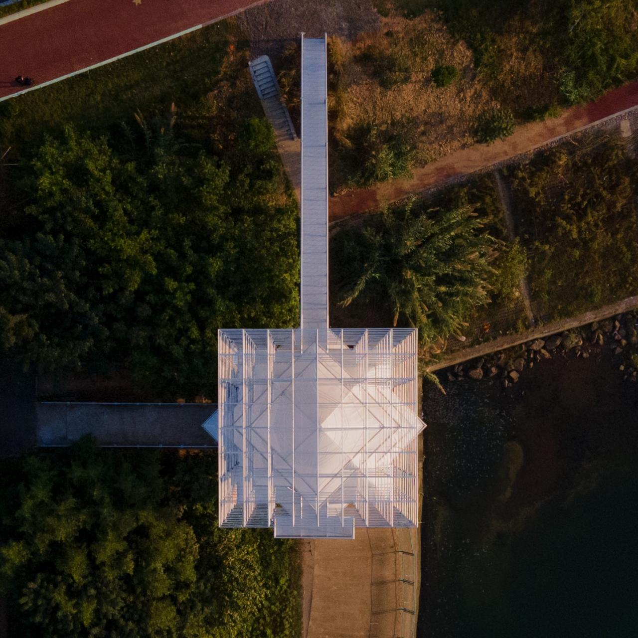 BIM建筑|人造树 / 有限设计工作室 BIM建筑|人造树 / 有限设计工作室