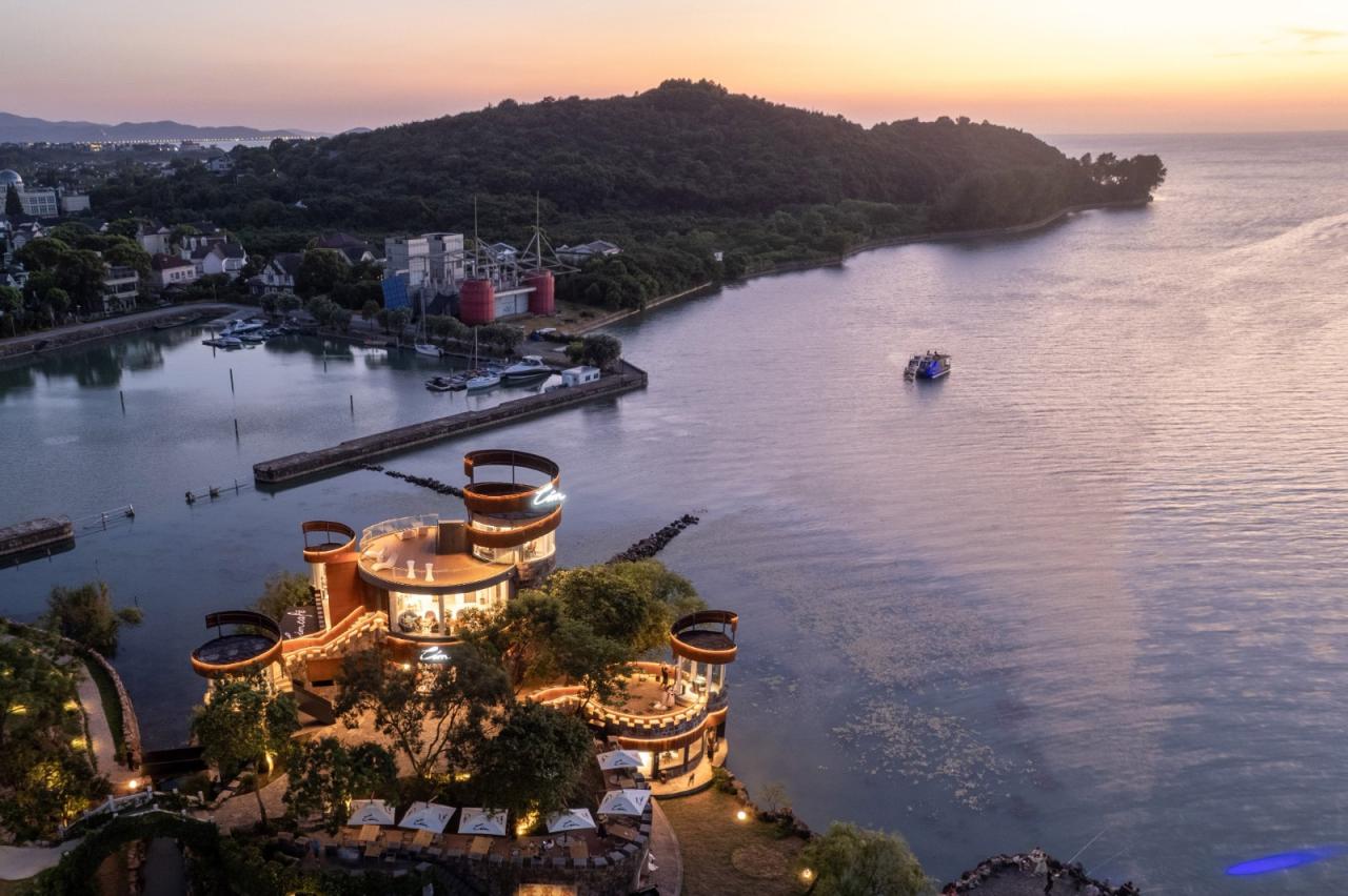BIM建筑|太湖度假区凤凰台改造 / 平介设计 BIM建筑|太湖度假区凤凰台改造 / 平介设计