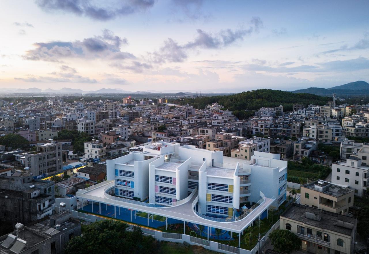 BIM建筑|阳西县沙扒镇书村幼儿园 / 华南理工大学建筑设计研究院 BIM建筑|阳西县沙扒镇书村幼儿园 / 华南理工大学建筑设计研究院