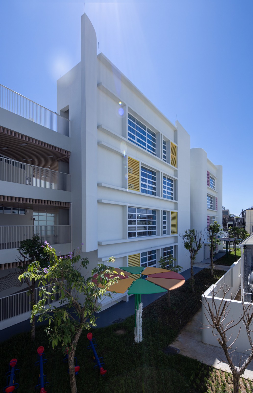 BIM建筑|阳西县沙扒镇书村幼儿园 / 华南理工大学建筑设计研究院 BIM建筑|阳西县沙扒镇书村幼儿园 / 华南理工大学建筑设计研究院