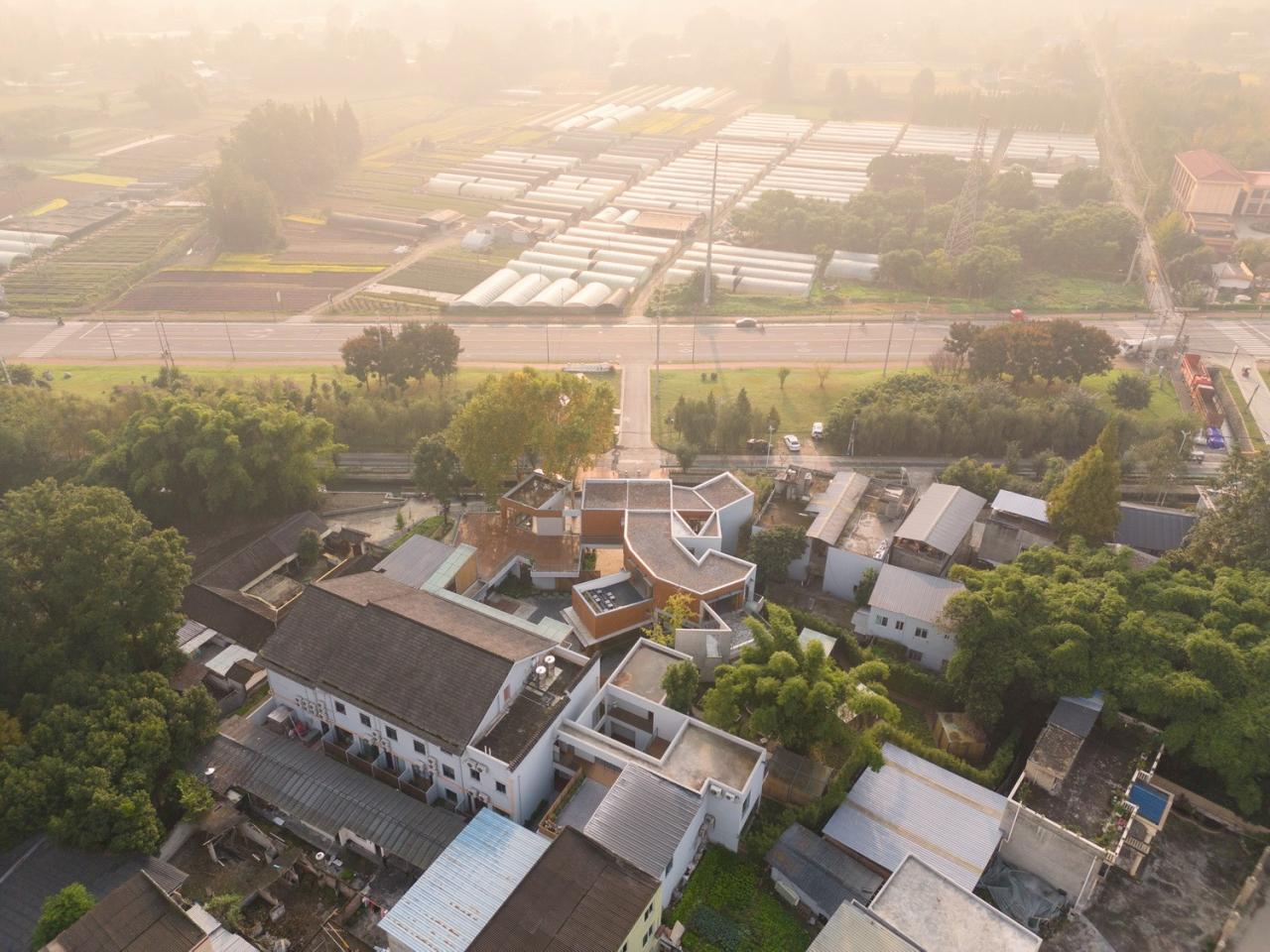 BIM建筑|成都温江榜样青年社区 / MAT 超级建筑事务所 BIM建筑|成都温江榜样青年社区 / MAT 超级建筑事务所