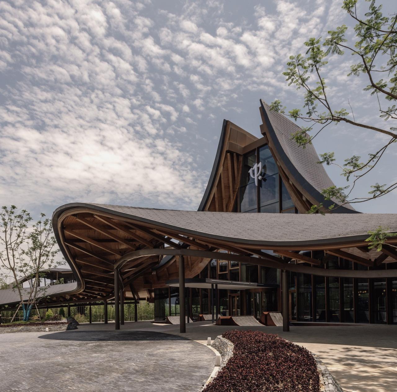 BIM建筑|“龙脊”- 地中海黑龙滩度假酒店 / AIM ARCHITECTURE BIM建筑|“龙脊”- 地中海黑龙滩度假酒店 / AIM ARCHITECTURE