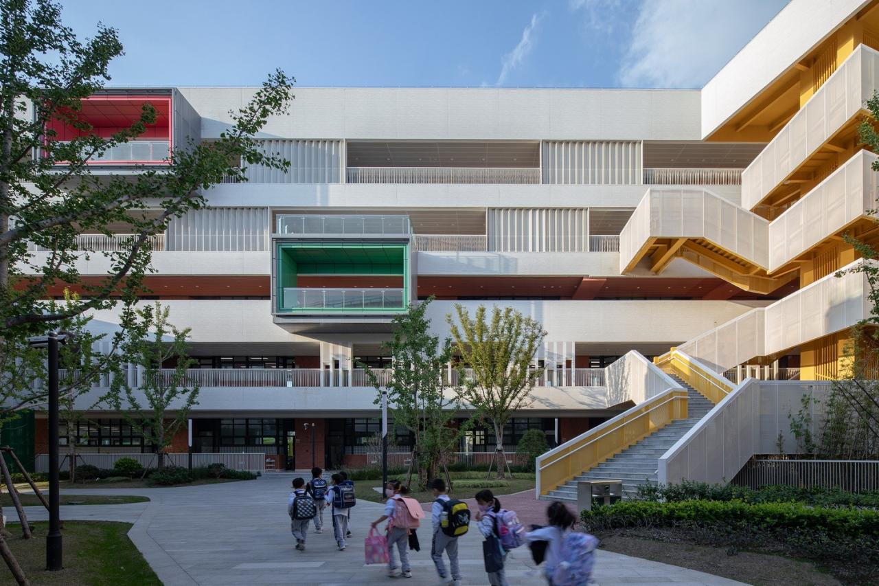 BIM建筑|乐活学园:上海青浦兰生学校 / 上海华都建筑规划设计有限公司 BIM建筑|乐活学园:上海青浦兰生学校 / 上海华都建筑规划设计有限公司