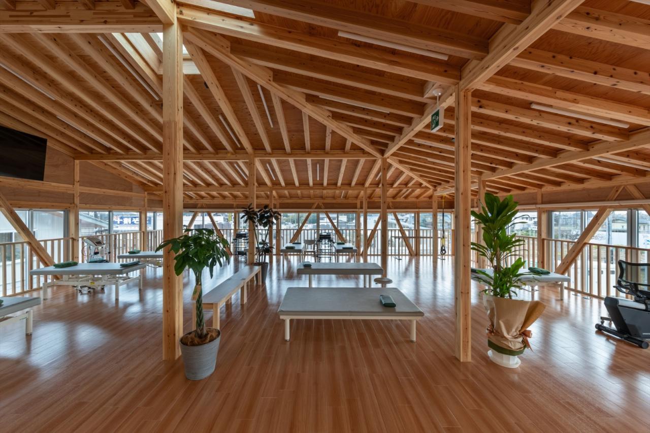 BIM建筑|旭之森内科和胃肠病诊所 / TSC Architects BIM建筑|旭之森内科和胃肠病诊所 / TSC Architects