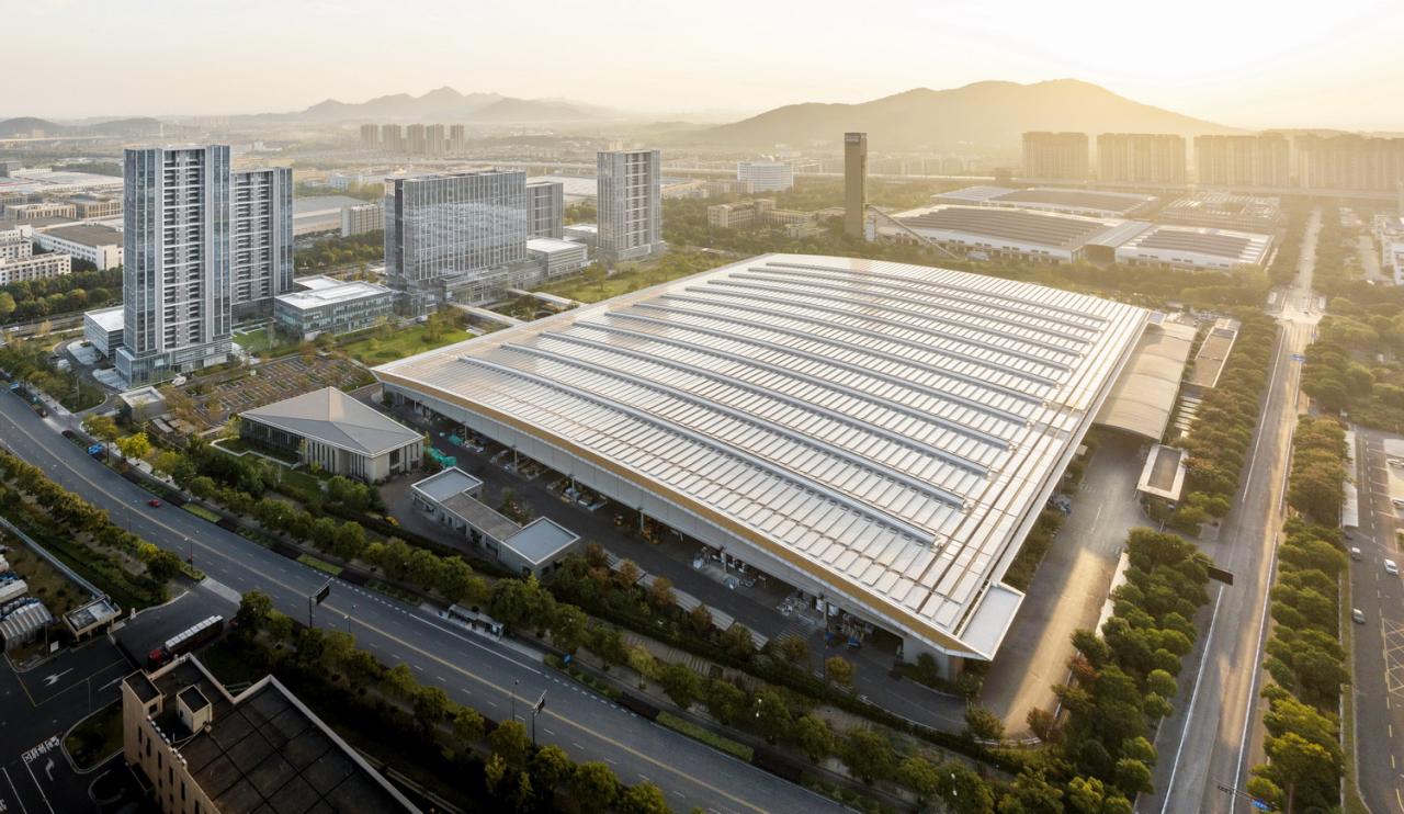 BIM建筑|西奥电梯产业园:先进智造与永续生活兼容的“未来工厂”/goa大象设计 BIM建筑|西奥电梯产业园:先进智造与永续生活兼容的“未来工厂”/goa大象设计