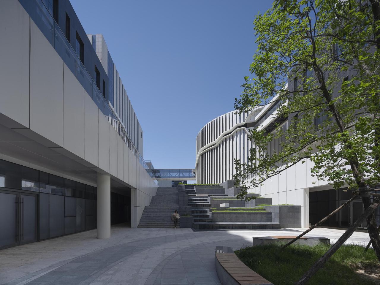 BIM建筑|北京亦庄细胞治疗研发中试基地 / 北京市工业设计研究院 BIM建筑|北京亦庄细胞治疗研发中试基地 / 北京市工业设计研究院