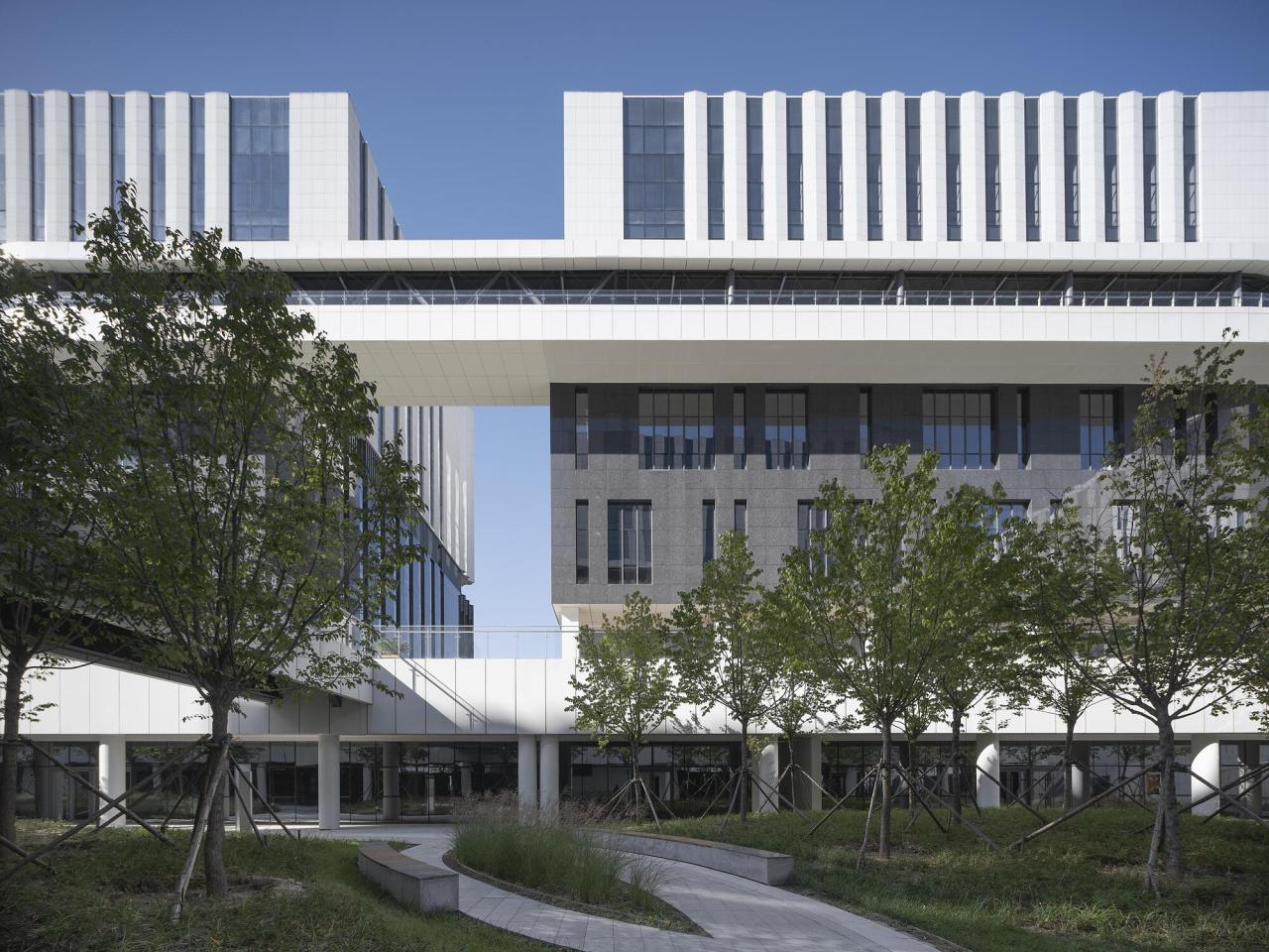BIM建筑|北京亦庄细胞治疗研发中试基地 / 北京市工业设计研究院 BIM建筑|北京亦庄细胞治疗研发中试基地 / 北京市工业设计研究院